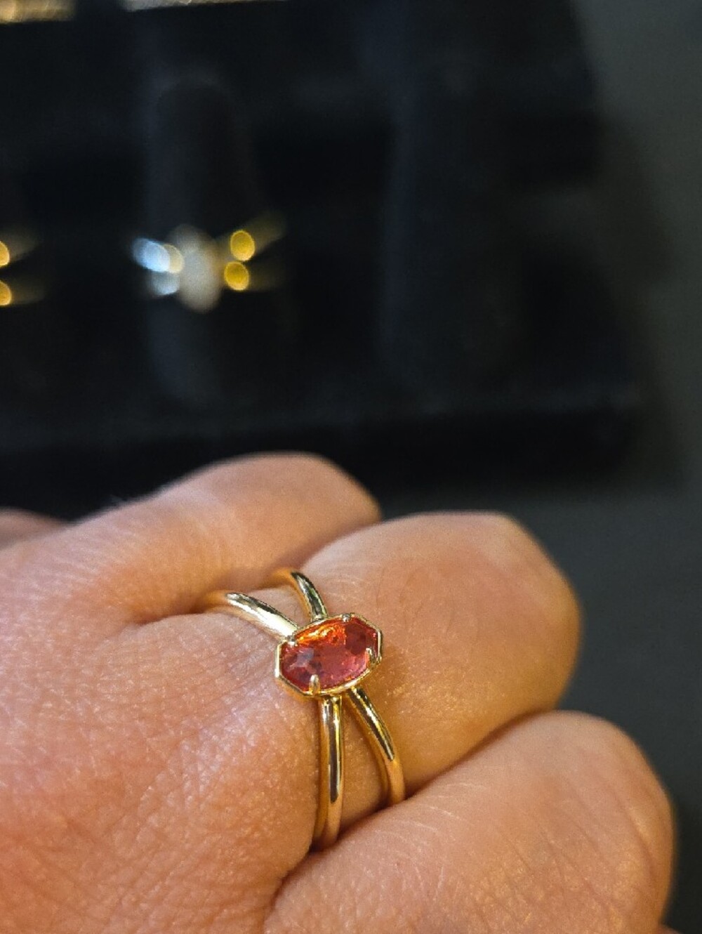 Kendra Scott "Emilie" Gold Double Band Ring in Azalea Illusion - Picture 4 of 4